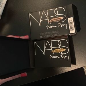 NARS man ray highlighter